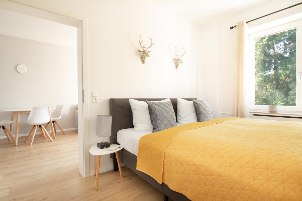Loewe Apartment Gelb Tiengen Altstadt Waldshut-Tiengen Exterior foto